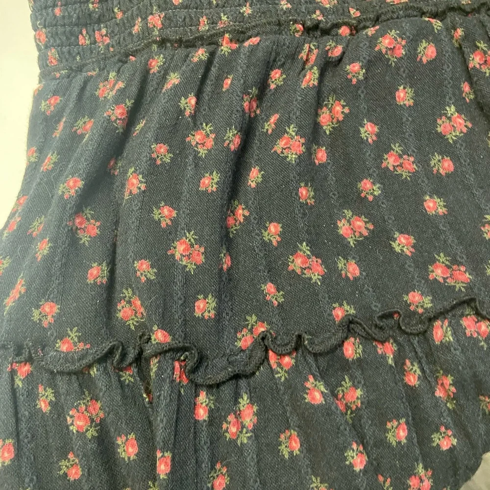 🍀5 for $25🍀American Eagle Black Tiered Skater Skirt w/Miniature Cherry Design - Picture 5 of 5